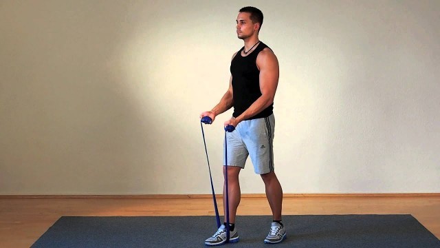 'Bizepscurl Bizeps Übung mit Gymnastikband ( Männer )'