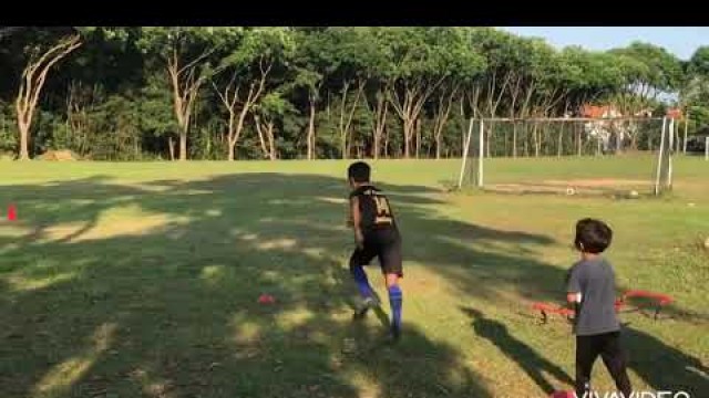 'football workout, fitness exercise,partner passing drills and free kick training'