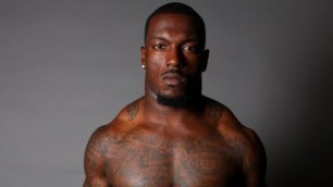 'Patrick Willis\' \'Homegrown\' Workout'