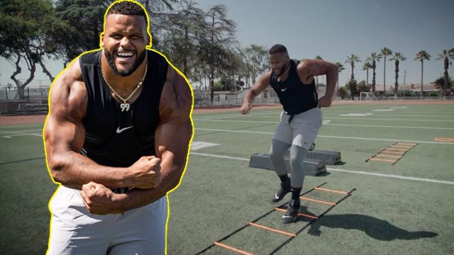'D-Line Drills with Aaron Donald to Improve Footwork & Pass Rush Moves'