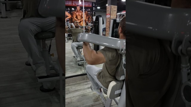 'Shoulder press machine.'