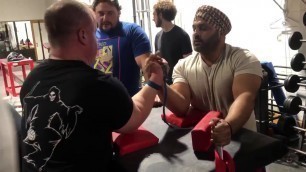 'John milne vs Harpreet practice at fortis gym'