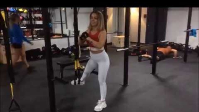 'Female Fitness Motivation - Valentina Vyaznikova - personal trainer'