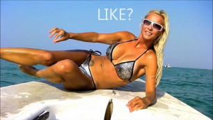 'SEXY BIKINI ABS WORKOUT | FITNESS BABE trains her Abs'