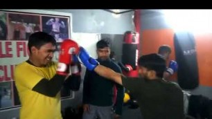 'school boxing 