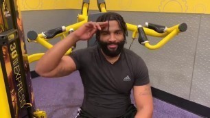 'PLANET FITNESS BICEP & SHOULDERS ROUTINE | FOR WOMEN OR MEN'