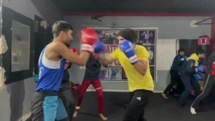 'besic school boxing#boxing #gym #cardio #fitness #proboxing #reel #boxer #viral #motivate #'