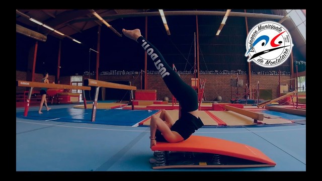 'Routine gainage au tremplin d\'Aurélie exécutée par Lou.'