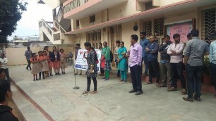 'GVMC Vizag  Motivate to amar school students for plastics wastages'