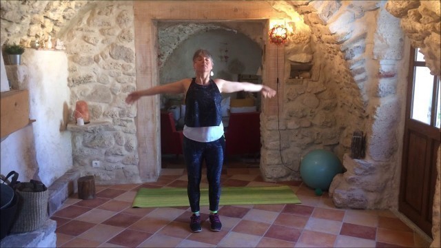 'Cours de Gym Douce Renforcement Musculaire avec Yoga Pilates et Gainage.'