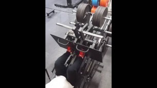 'FORTIS LEG PRESS OVERHEAD VIEW'