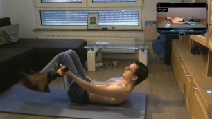 '2  Workout Bizeps und Trizeps Anleiter Sascha Huber Die ersten Anfänge'