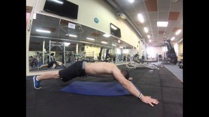 'David Costa - Fitness Model - Gainage araignée'